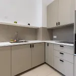 Elegant 2 Air-conditioned Bedrooms Close To Trocadero Apartment *