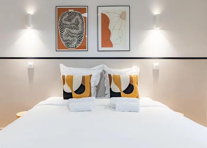 Elegant 2 Air-conditioned Bedrooms Close To Trocadero Lägenhet *